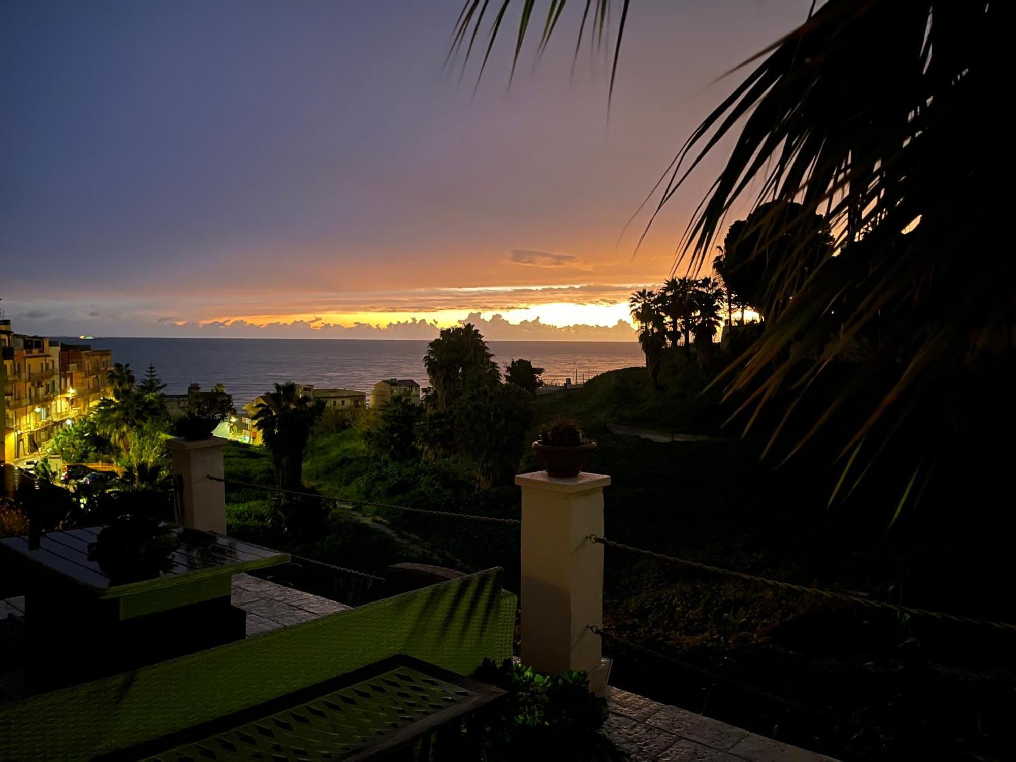 Casa Veranda Sul Mare Gela Exteriér fotografie